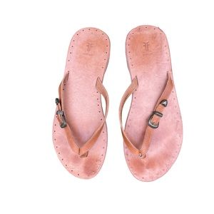 FRYE Tan Brown Leather Buckle Thong Women’s Sandals US 9